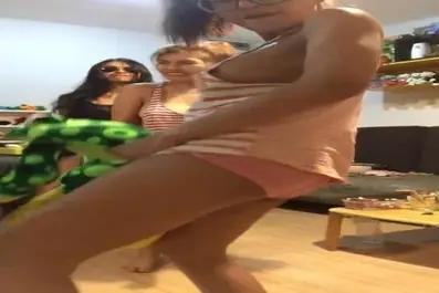 Cam 3 Jablay Joget Hot Bikin Kontol Tegang Gila