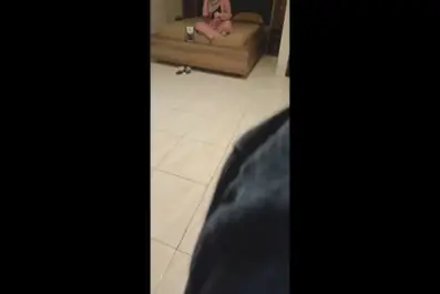 Chuyến công tác sướng cu với em đồng nghiệp